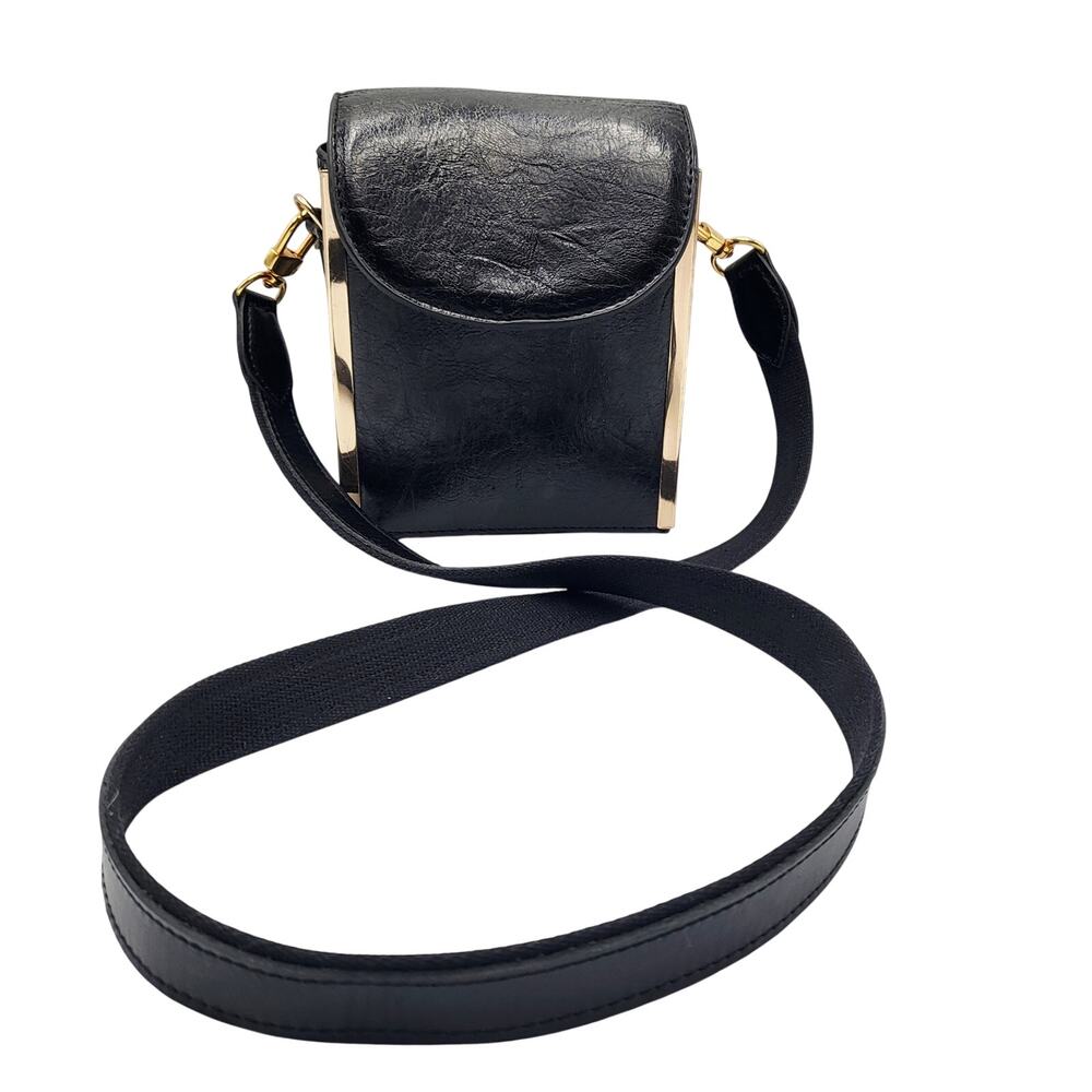 Mellow World Black Goldt Trim Structured Shoulder Bag Vintage Style Frame Bag